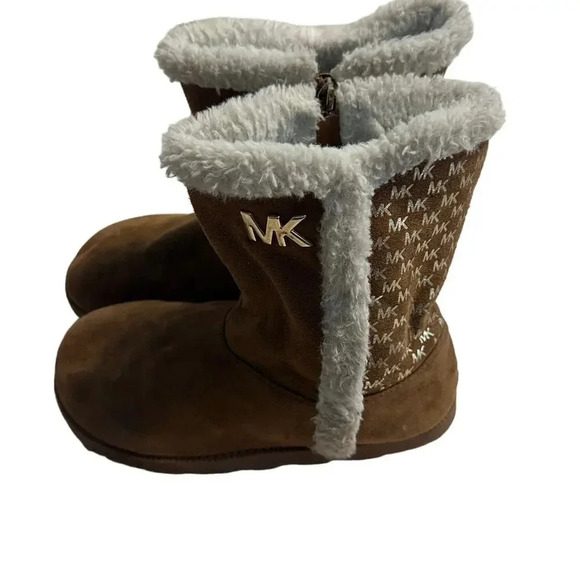 Michael Kors Other - Michael Kors Boots Girls Youth Size 3 Tan Snow Comfy Fur Warm MK